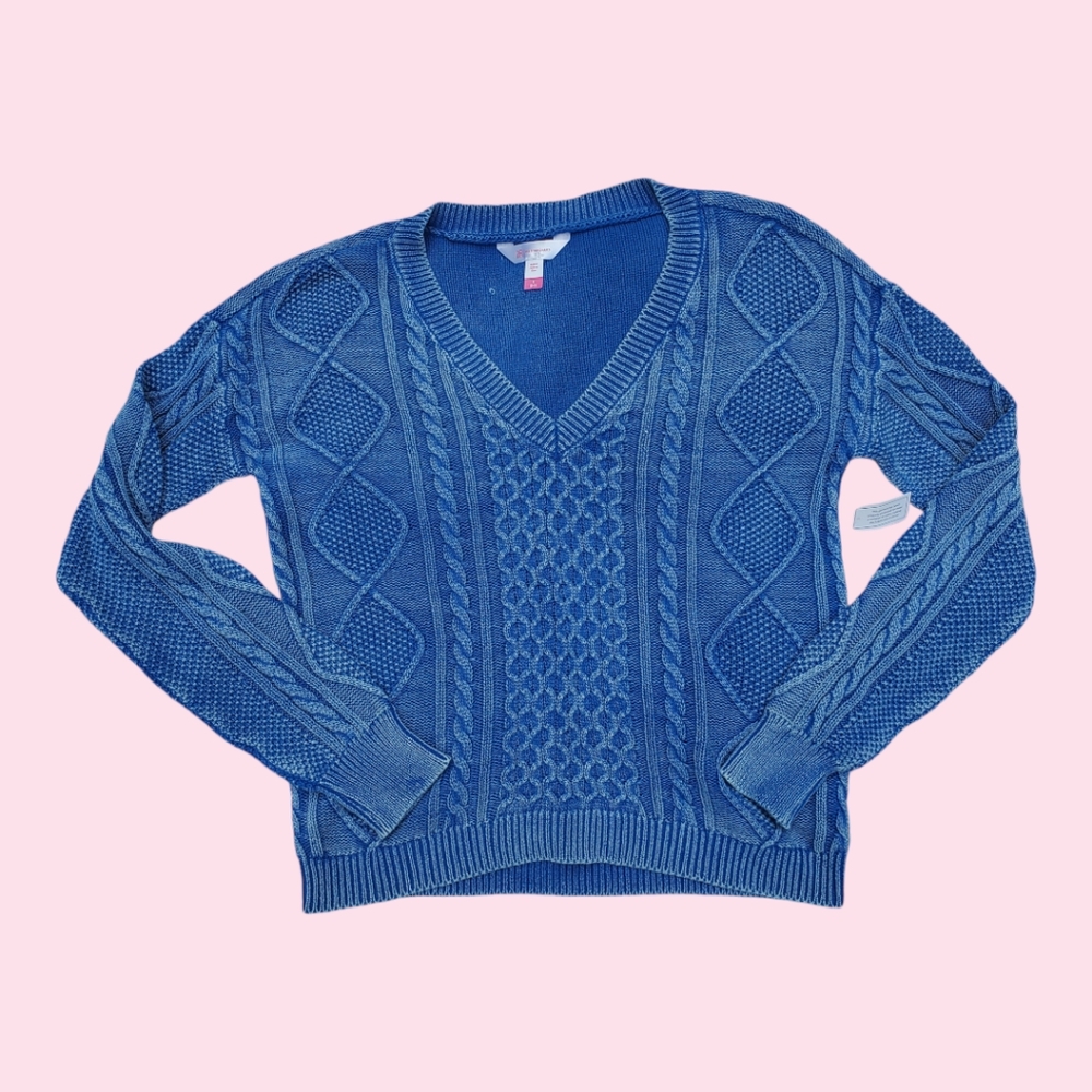 NWT No Boundries V Neck Cable Knit Sweater Small